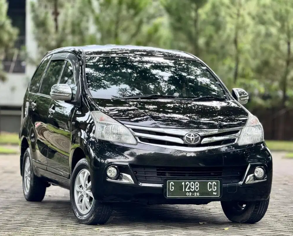 DP 9 jt! Toyota Avanza G Matic 2015 Antik Spt Baru!!