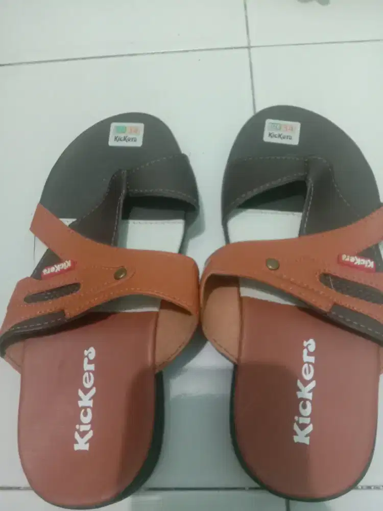 Jual sendal kickers
