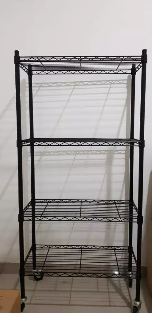 Rak besi tinggi 180CM panjang 80CM lebar 60CM