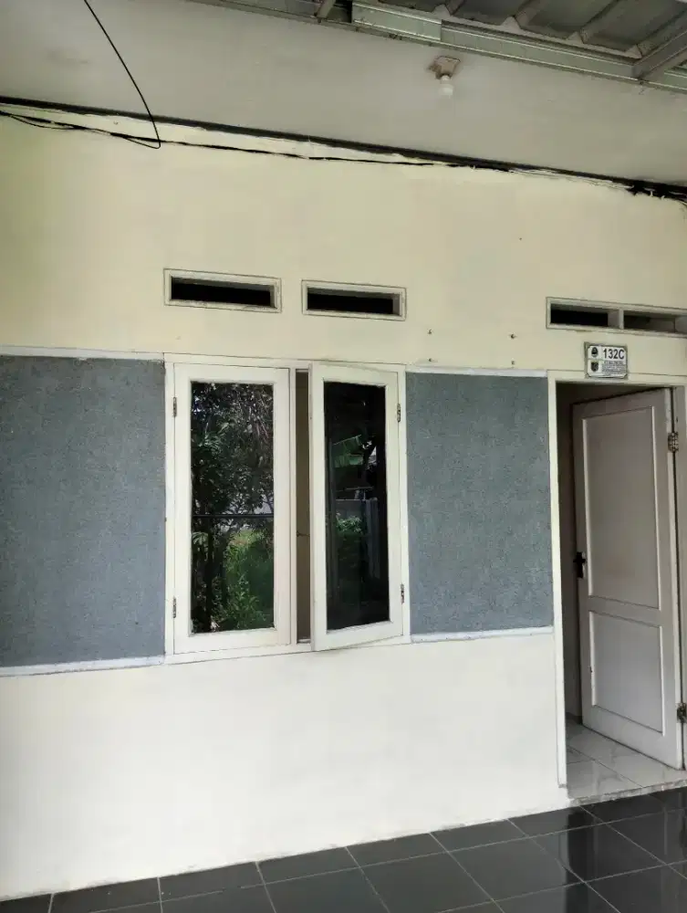 Dikontrakkan Rumah Petakan