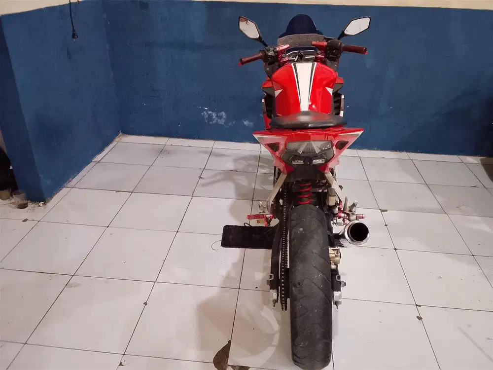 Honda CBR 150 veslift 2019\2018 siap pakai
