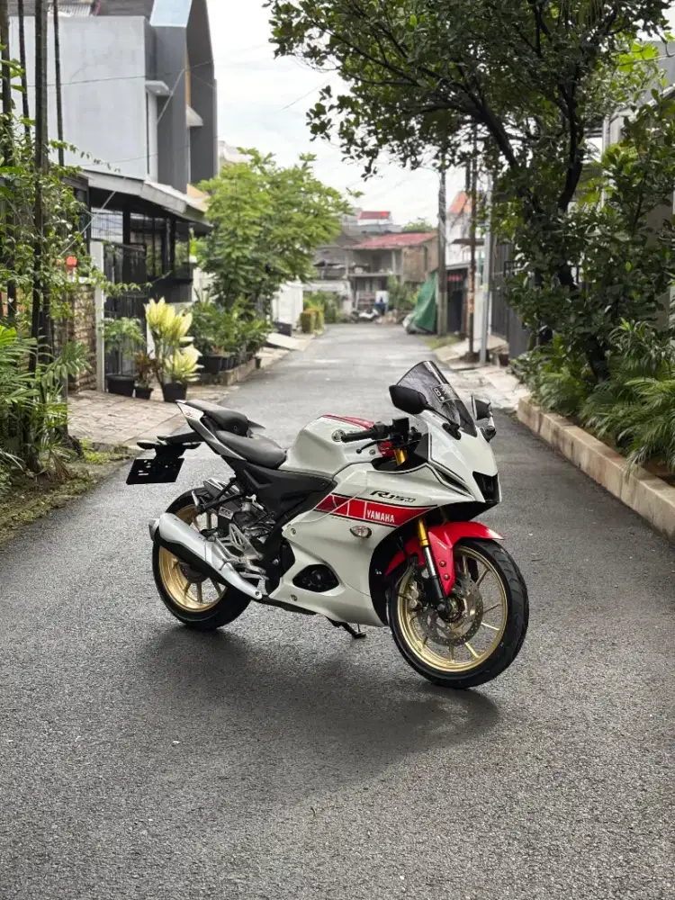 DP 0 Rupiah YAMAHA YZF-R15M ABS CONNECTED 2022