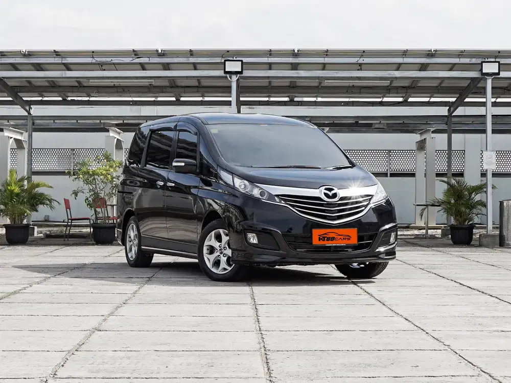 Mazda Biante 2016 hitam