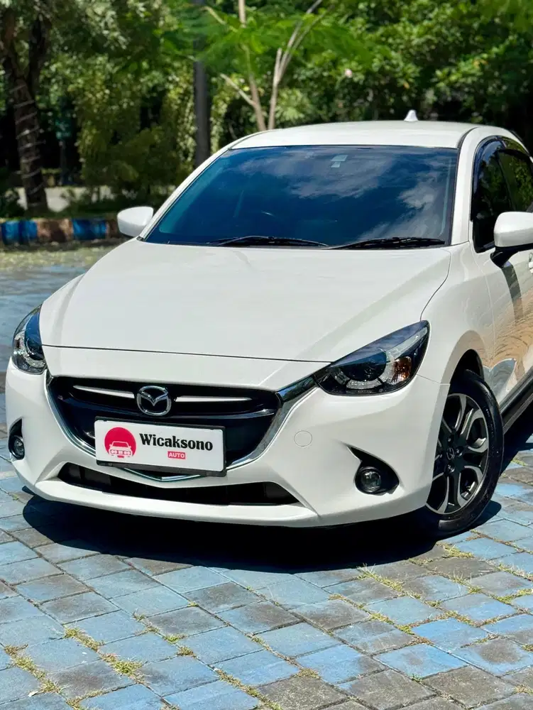 [Dp-25jt] MAZDA 2 GT AT SKYACTIV 2015