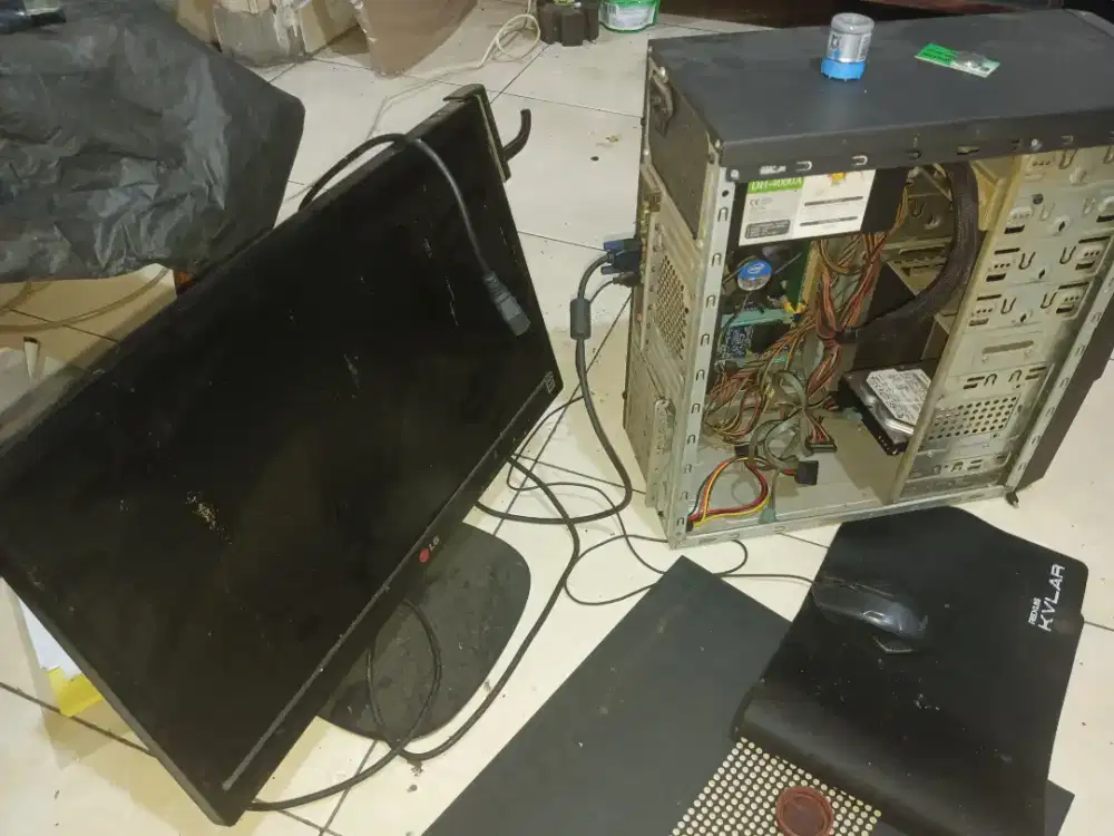 PC DDR3 + MONITOR LG 17 INCH + RAM 4GB