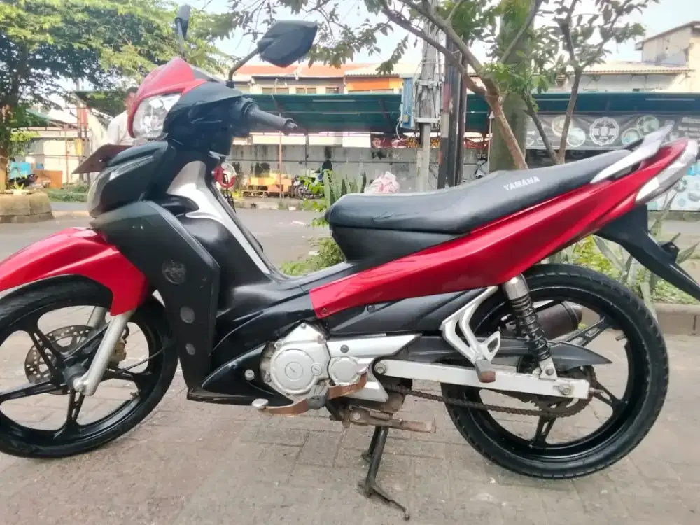 Jual motor Yamaha Jupiter z tahun 2010