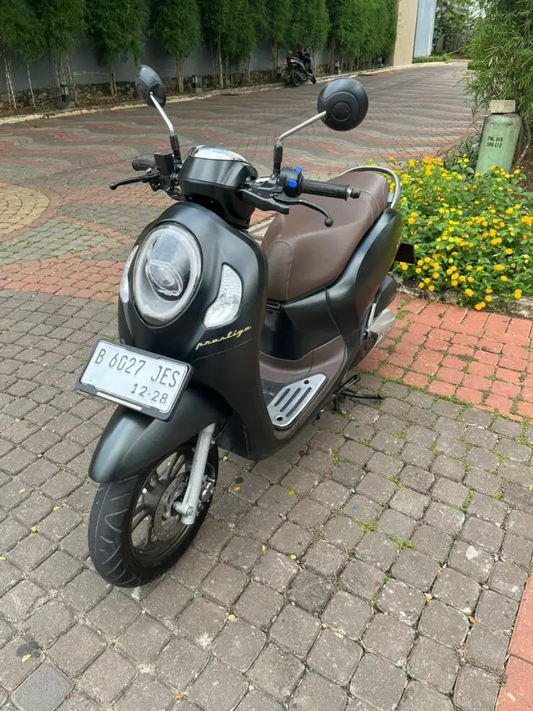 Scoopy Prestige Keyles Hitam Doff