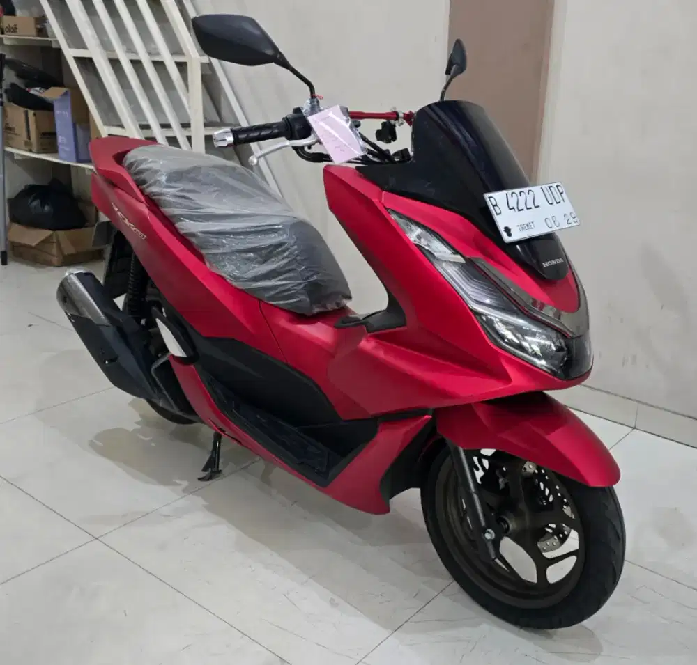 Dp 1jt Honda PCX ABS 2024 KM 11rb Istimewa Cash dan Kredit