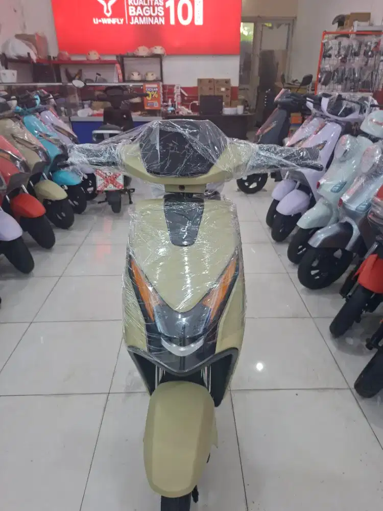 Dijual sepeda listrik tipe D75 Garansi resmi