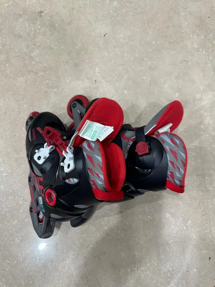 Decathlon Oxelo Sepatu Roda Anak Size 30-32
