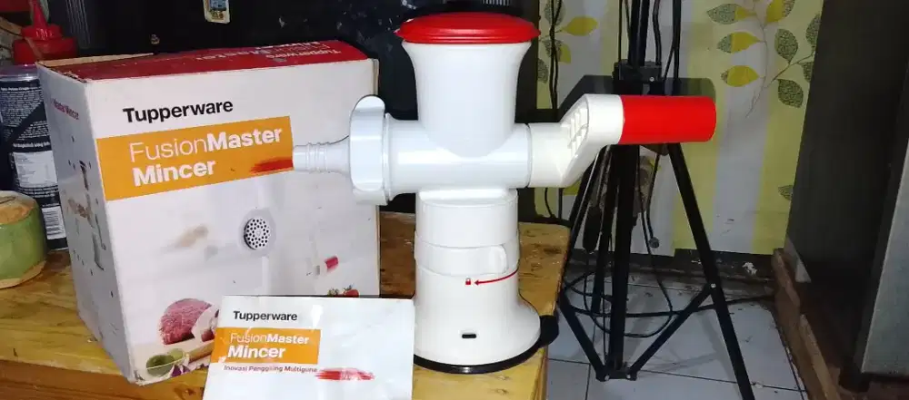 TUPPERWARE FUSION MASTER MINCER