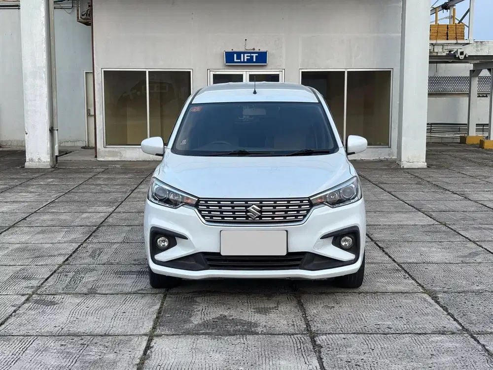 Suzuki Ertiga GL AT Putih 2019