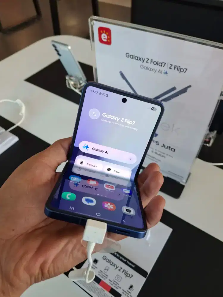 SAMSUNG Z FLIP7 DISKON 3 JUTA BUNDLING BUDS 3 FE BONUS SPEAKER PREMIUM