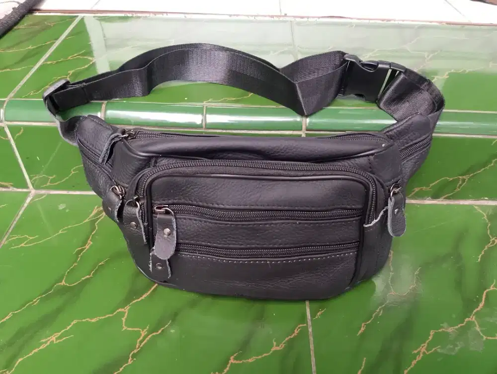 Tas Slingbag Kulit Sapi