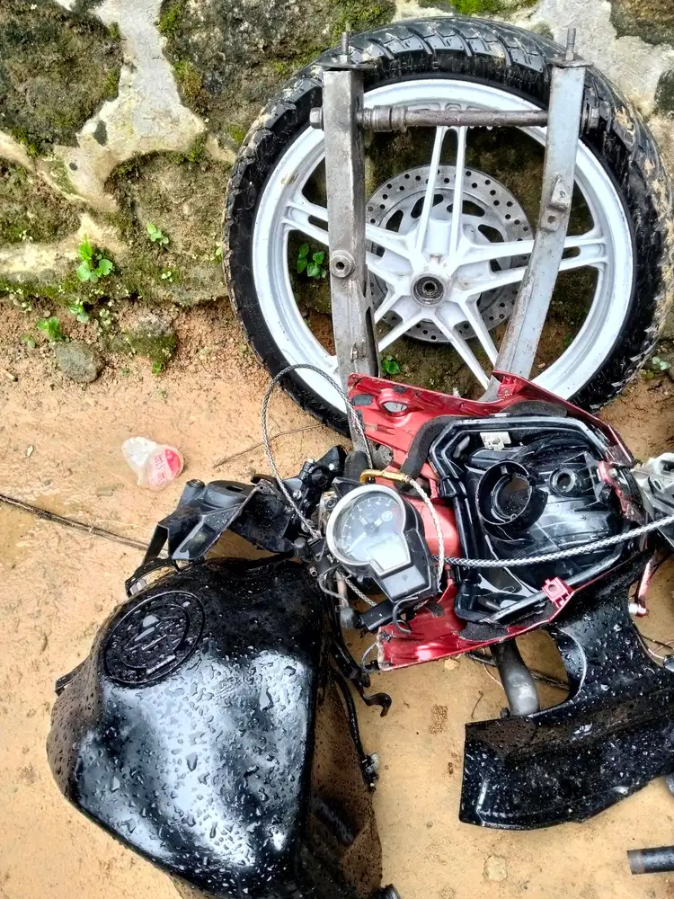 Lain-lain Lain-lain 1990 Bensin