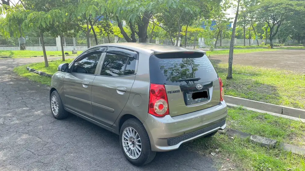 Kia Picanto 2011 Bensin