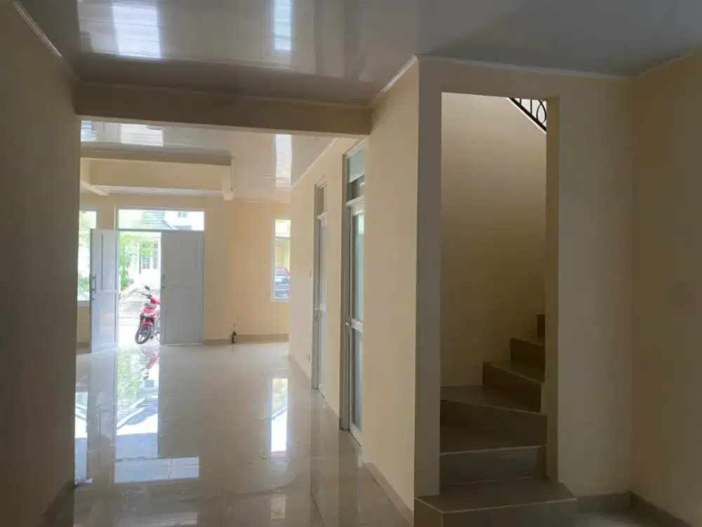 Dijual cepat rumah cantik menarik dalam cluster elite kota wisata