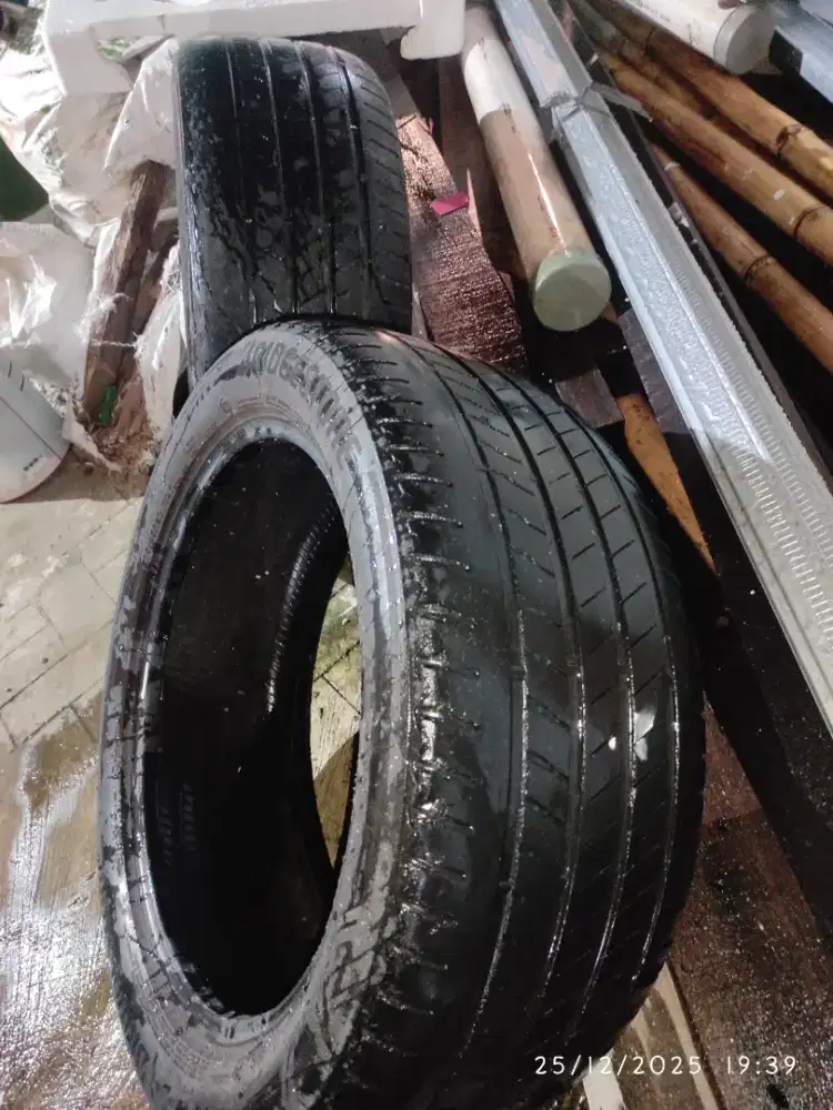 Di Jual Ban Bridgestone R20