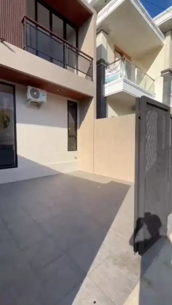 DIJUAL CEPAT – RUMAH SIAP HUNI FULL FURNISHED
PERUMAHAN ELITE DENPASAR