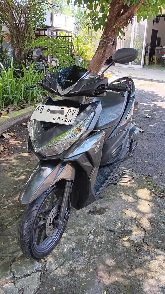 Vario 150 CC Tahun 2017  Istimewa (Pemakai)