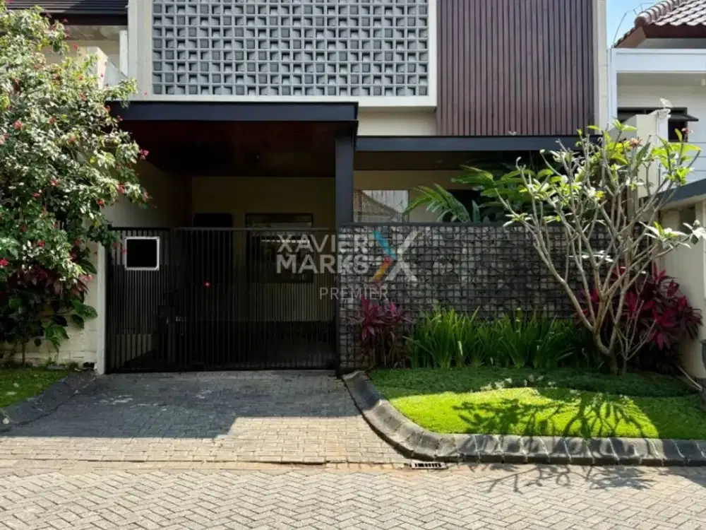 Dijual Rumah Design Modern di Perum Istana Dieng, Dieng Kota Malang