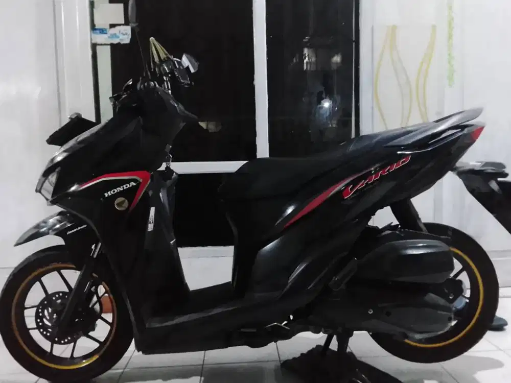 Sepeda motor Honda Vario new 125 led, pemakaian Sept 2019 dari baru