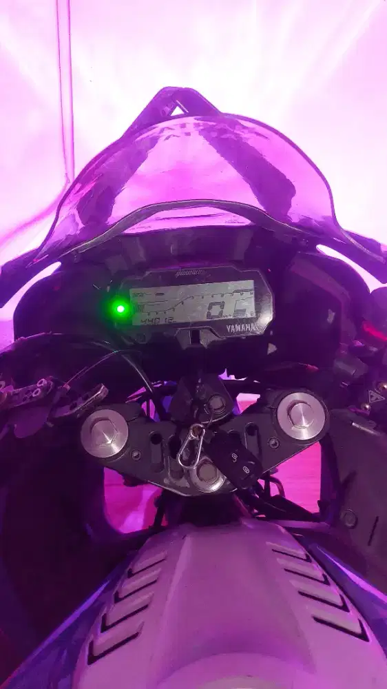 Jual Yamaha R15 2017 warna Biru silver