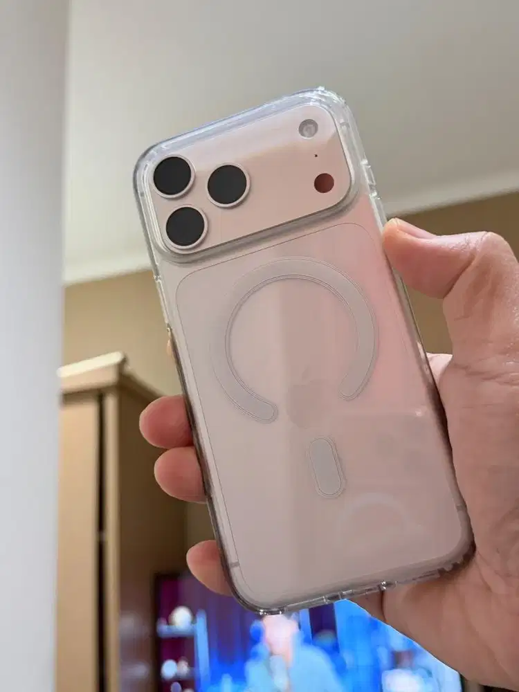 DIJUAL IPHONE 17 PRO MAX 256 SILVER BARU SEBULAN PAKAI,