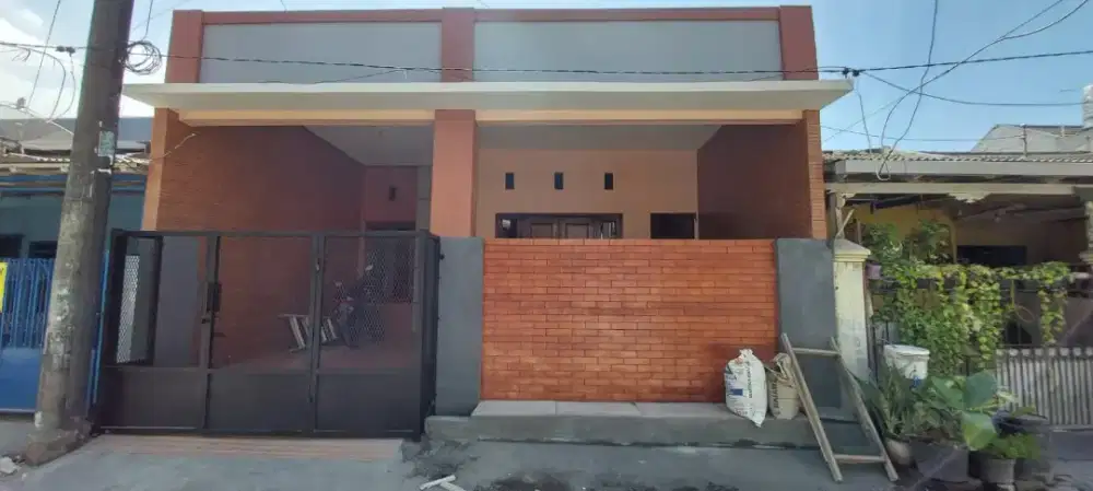 DISEWAKAN/DIJUAL RUMAH DELTA SARI INDAH SUDAH DIRENOV DAN DITINGGIKAN