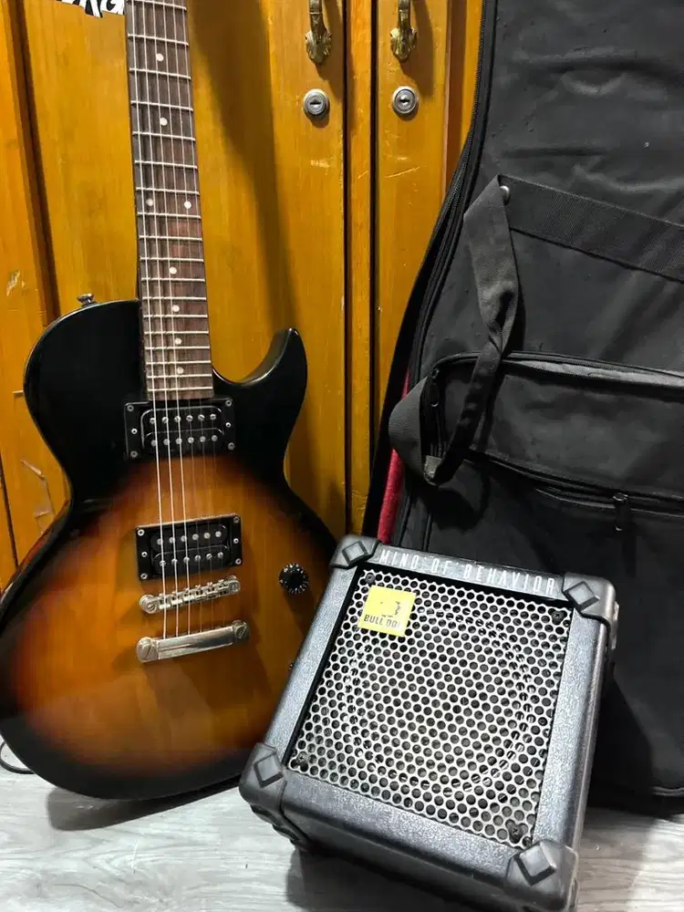 Cort cr50 + ampli bulldog + gigebag tebal