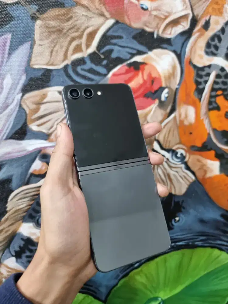 Samsung Z Flip 5 8/256 GB Fullset