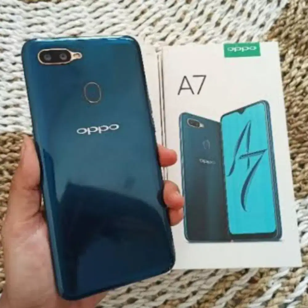 Murah hp oppo A7 4/64 lkp. Bs TT