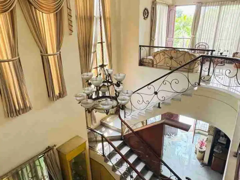 RUMAH GRAHA FAMILY CLASSIC FULL FURNISH SIAP NEGO