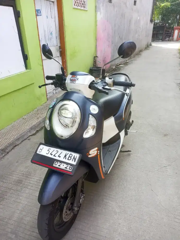 Di jual Motor Honda Scoopy