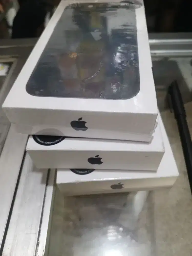 iPhone 17 promax 256 iBox