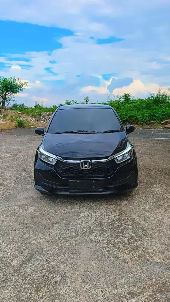 Di jual mobil honda Brio e satya metic tahun 2024