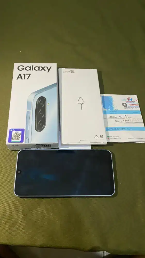 SAMSUNG GALAXY A17 8/256