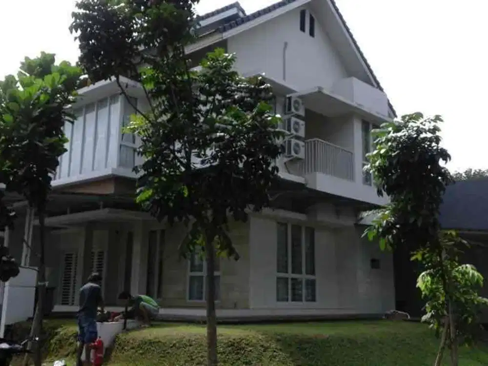 Rumah Cantik posisi hoek dalam cluster premium Discovery Bintaro sektor 9