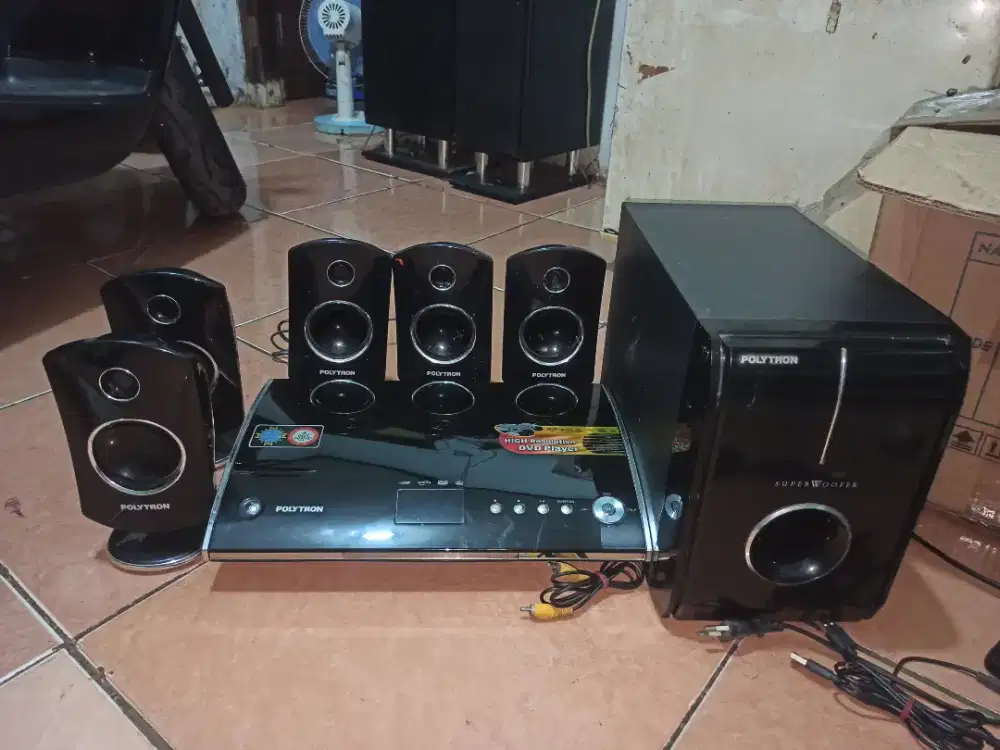 Home Teater Polytron