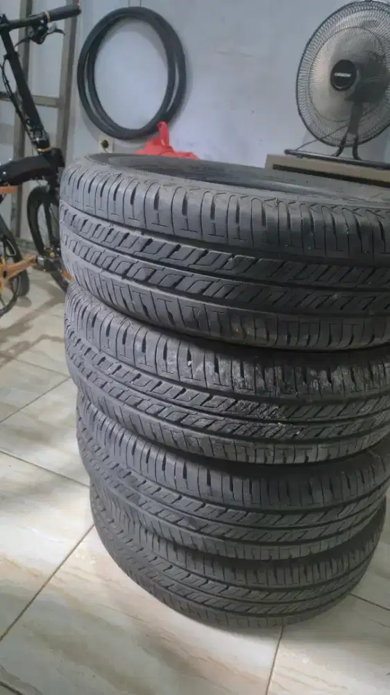BAN BRIDGESTONE TECHNO 185 65 RING 15 NiK 2025