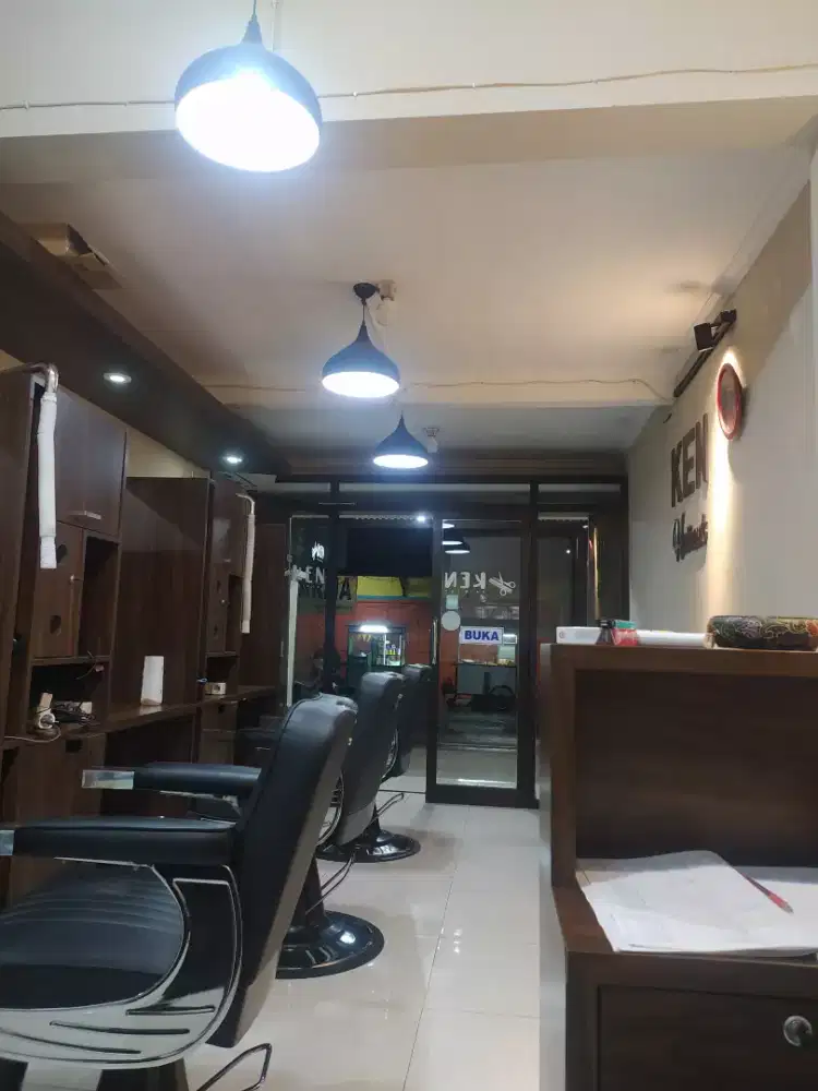 Dicari barberman/tukang cukur