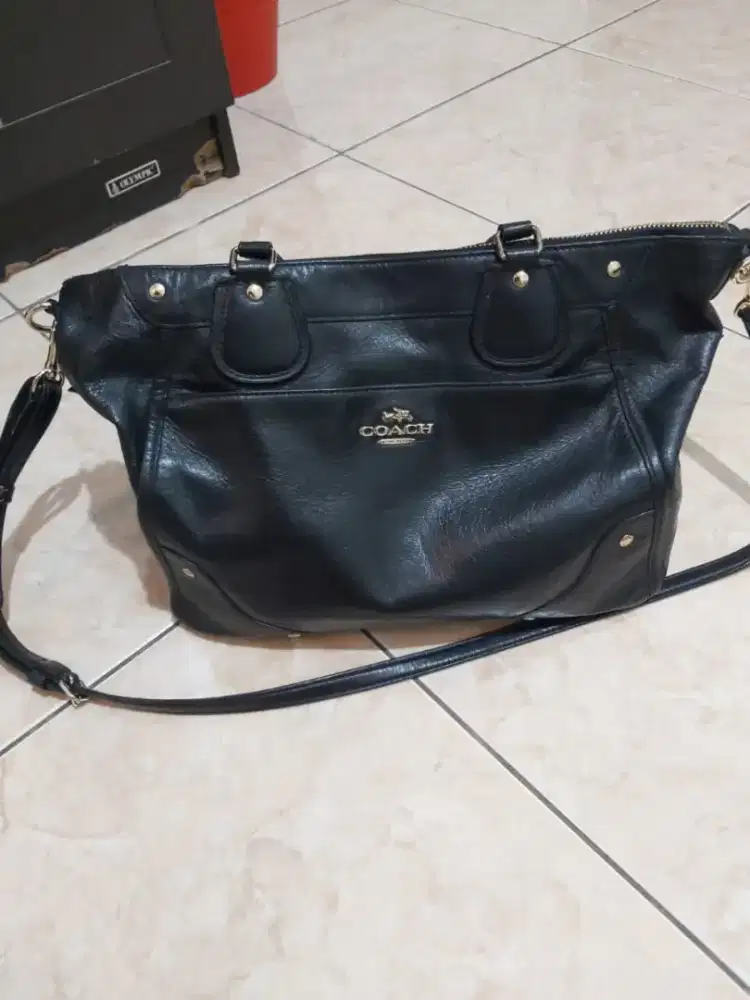 Tas Coach Original – Warna Hitam
