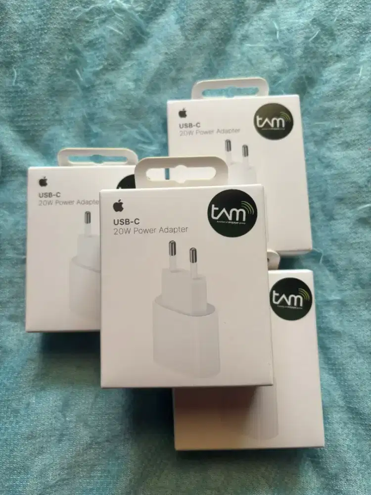 Adaptor Charger 20W Tam Original for iPhone Android