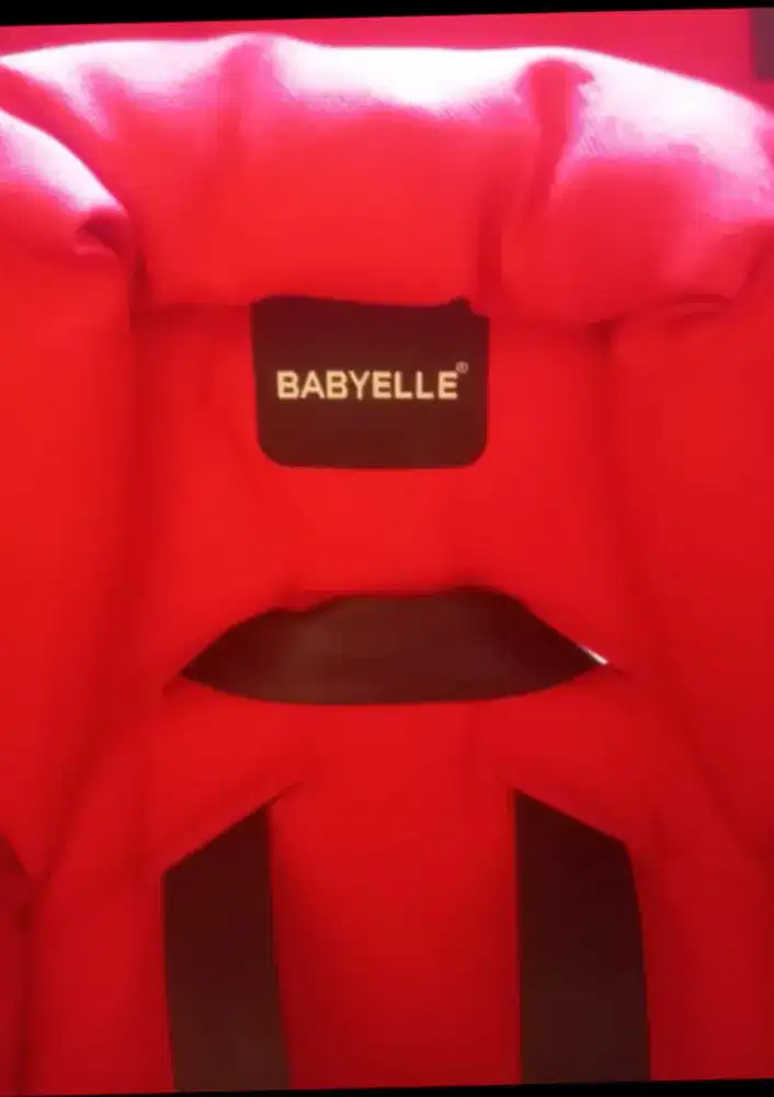 Carseat baby atau dudukan bayi untuk di mobil