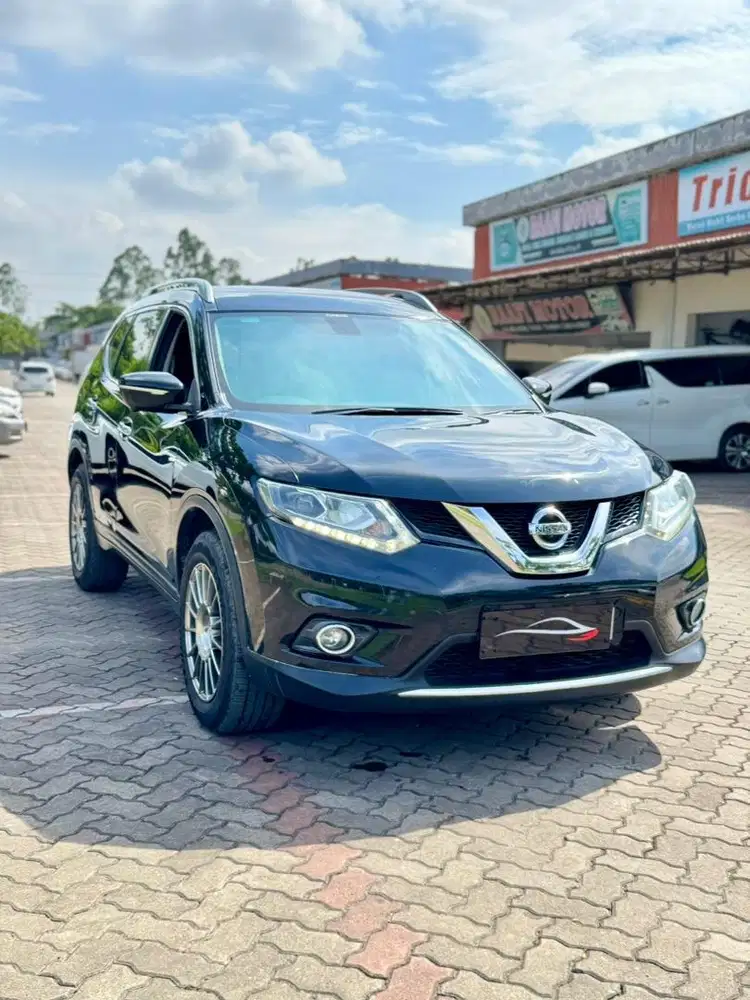 (Cash) X-Trail T32 2.5 matic 2014 hitam allnew dp 5jt xtrail 2015 2016