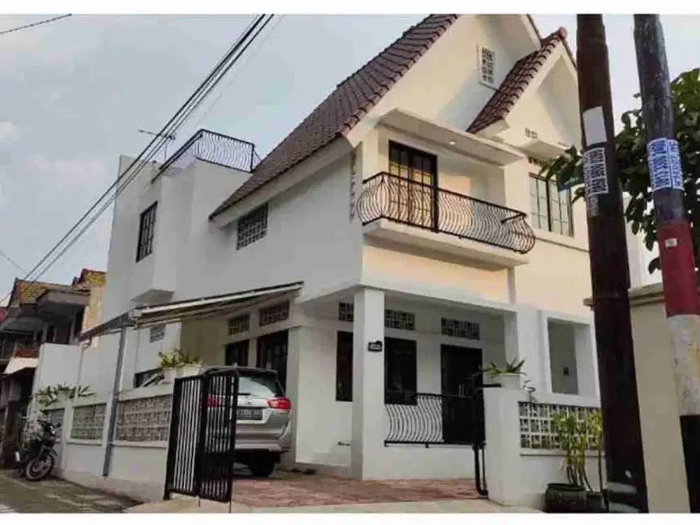 RUMAH HOOK SAWOJAJAR SATU MALANG