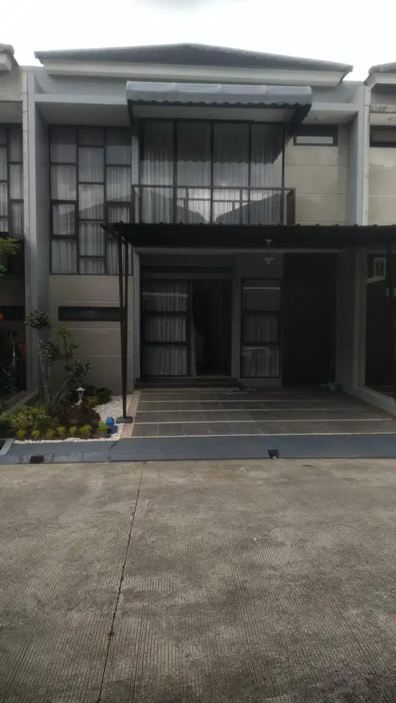 RUMAH CLUSTER - EMERALD LAND CIBINONG