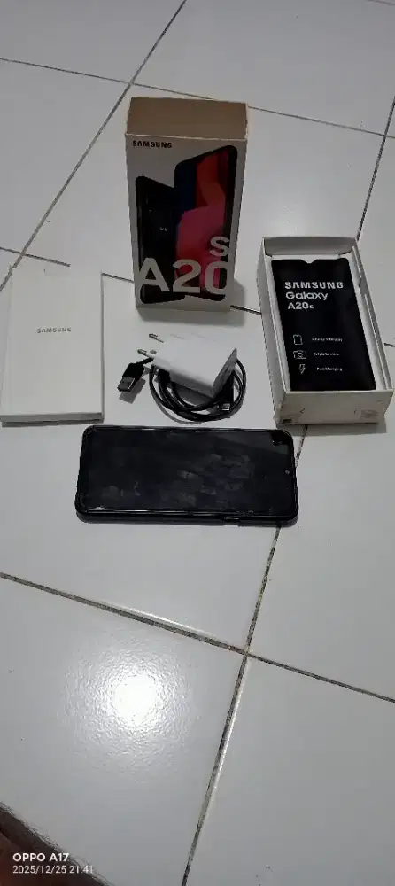 Samsung A20s 4/64