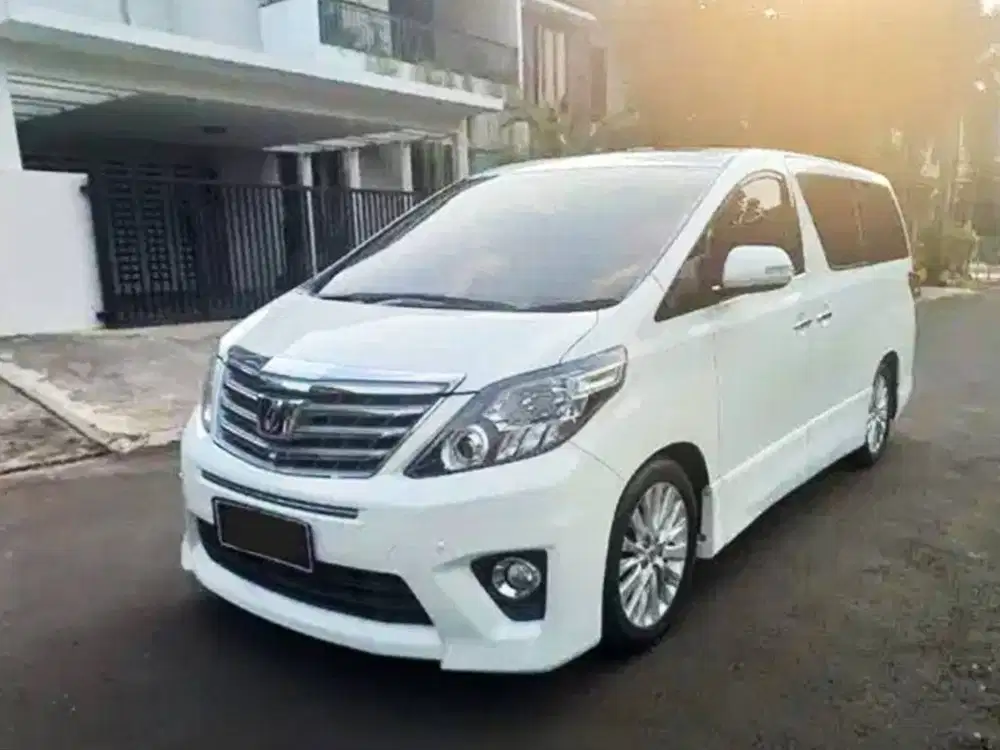 Alphard SC CBU Int Black Pilot Seat Elec Seat PBD Mulus Kredit DP 29jt