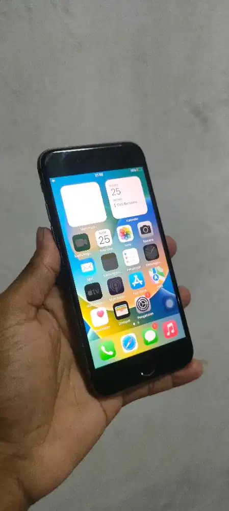 iPhone 8 ( 64gb ) Lengkap, jaringan permanen